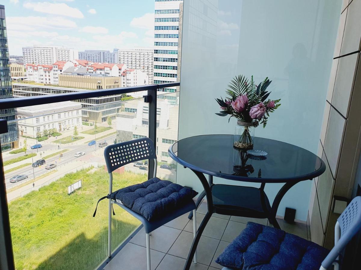 Platinum Towers By Cityapartmentsparking Aparthotel Warsaw