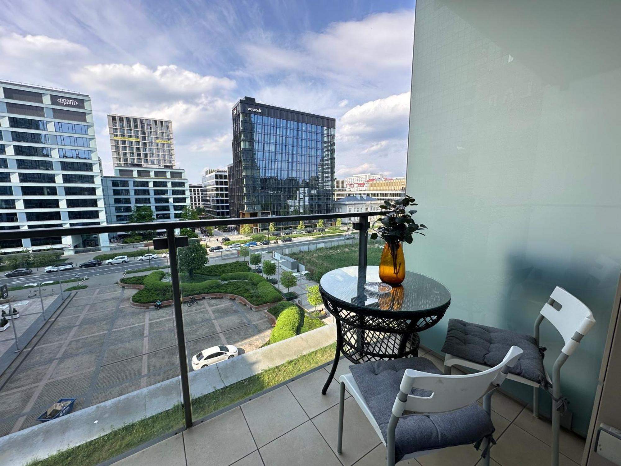 Aparthotel Platinum Towers By Cityapartmentsparking *